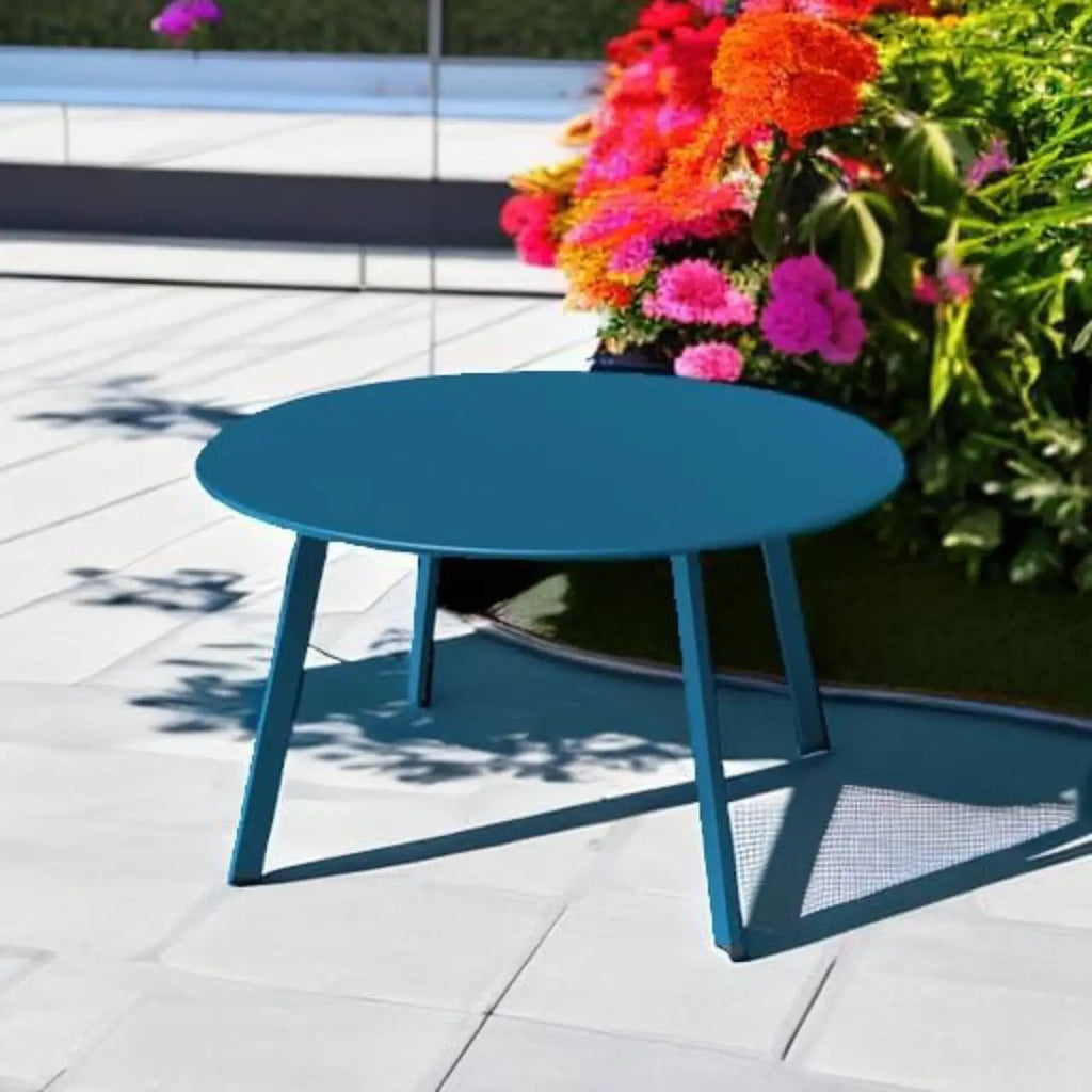 UrbanSteel 27.5 Round Patio Coffee Table – Weatherproof
