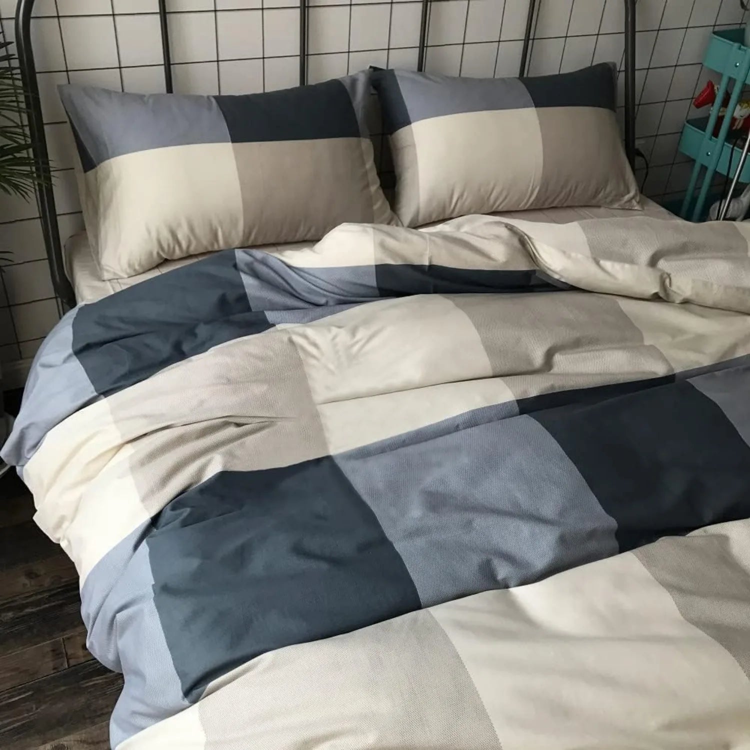 Plaid Luxe Queen Comforter Set – Fluffy Modern Grid